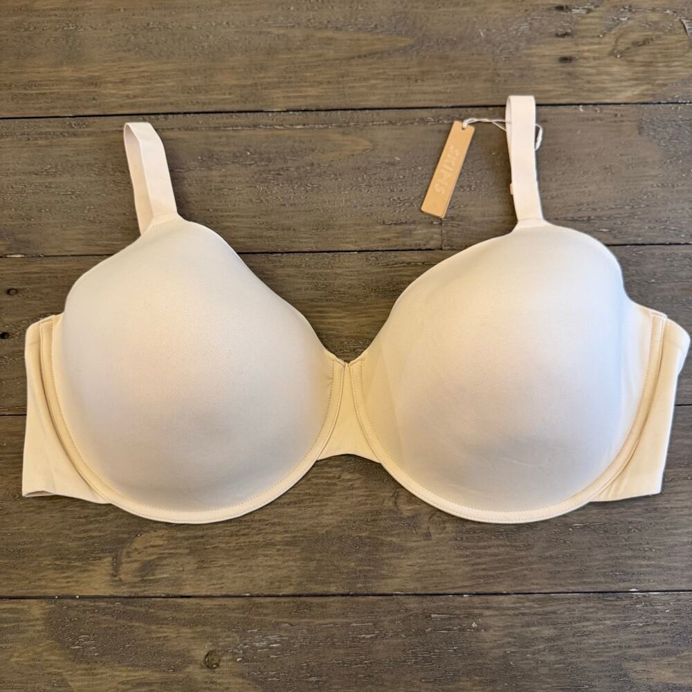 SKIMS Fits Everybody T-Shirt Bra 42H Sand Lightly Lined Underwire NWT